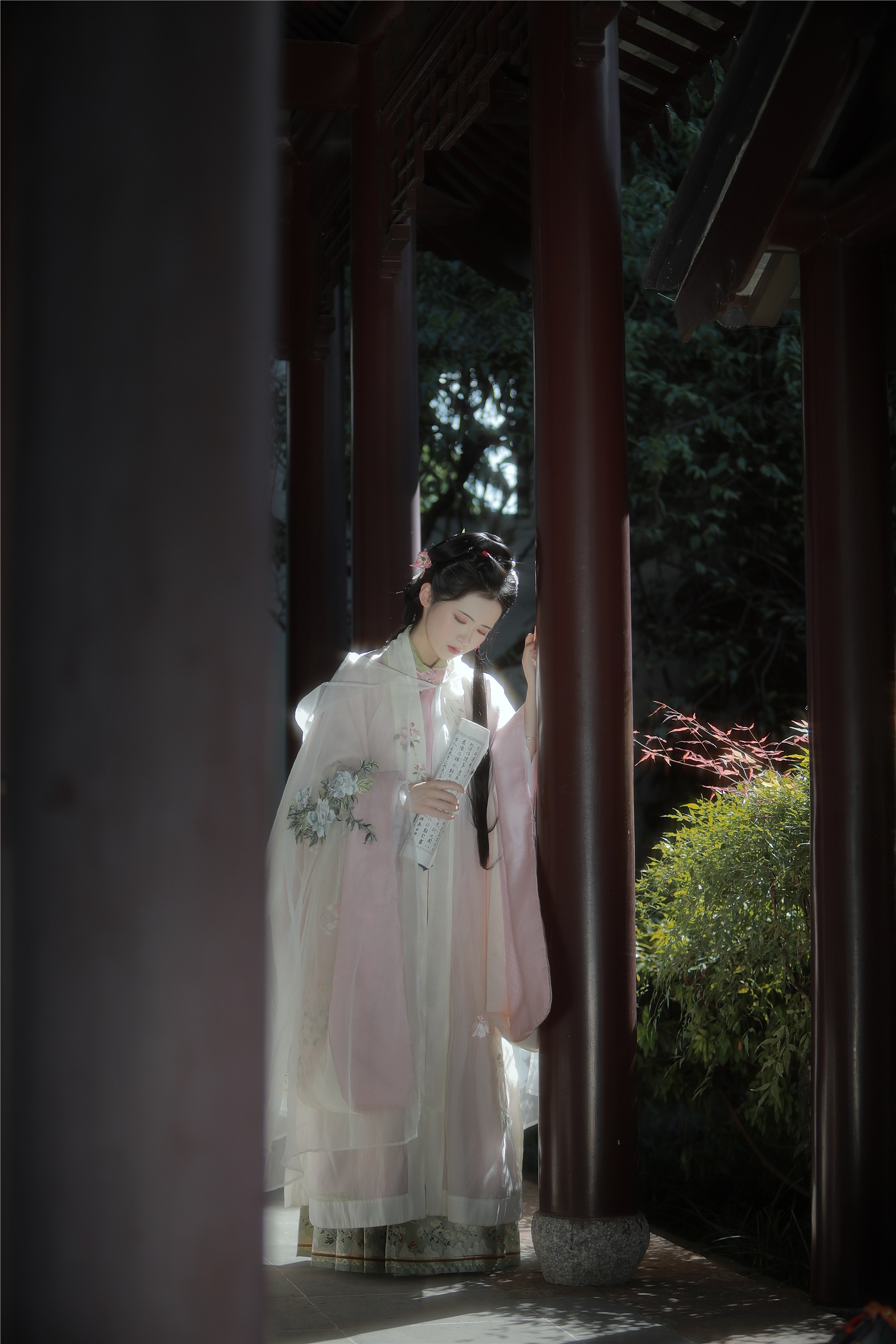 YITUYU艺图语 2025.01.23 你要写江南，就不能只写江南 一枝眠眠